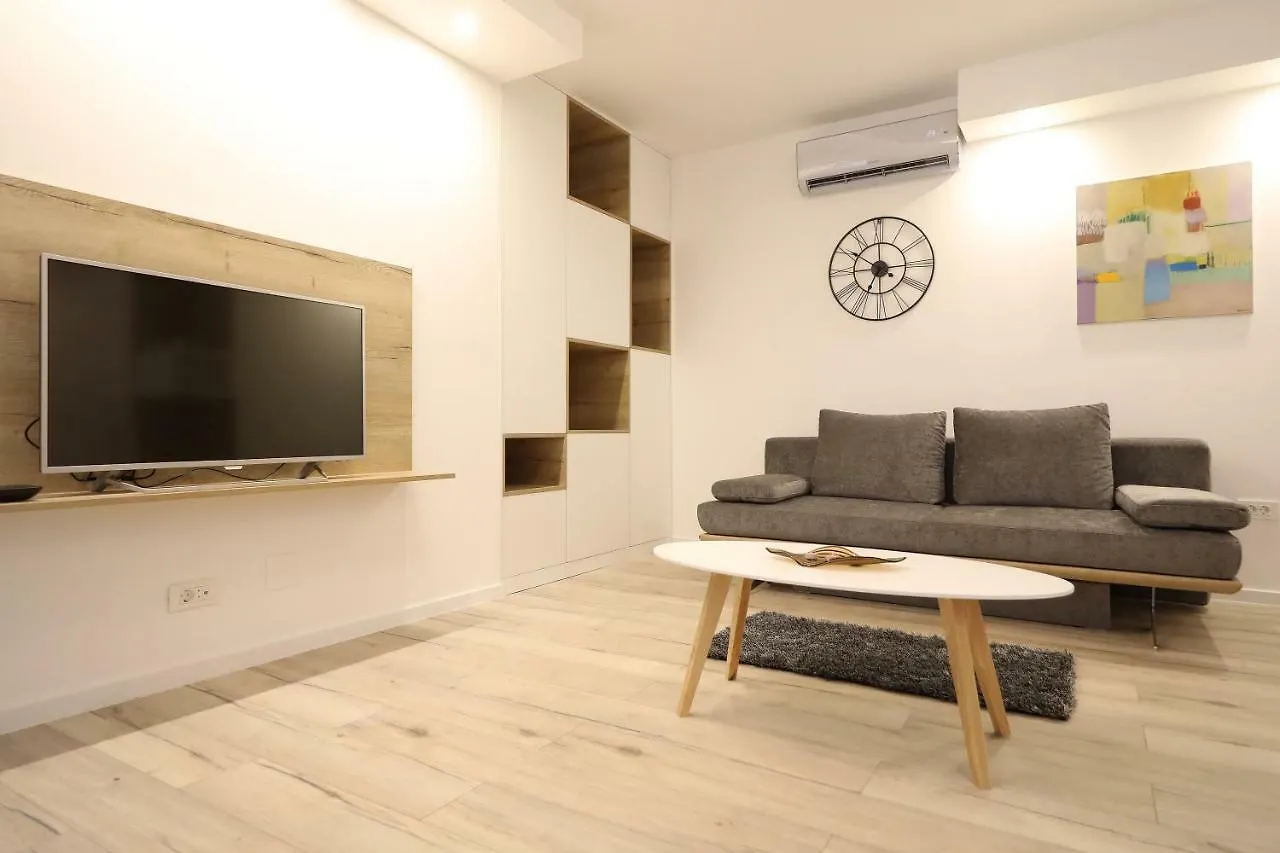 Sens Apartments Задар